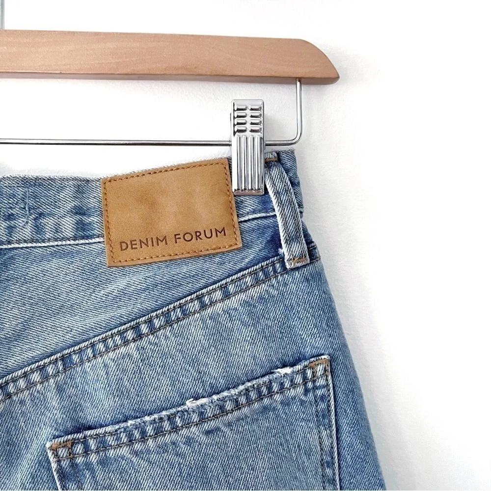 Denim Forum | Joni High Rise Loose Jeans Size 23 Distressed Light Wash Aritzia - Picture 8 of 12